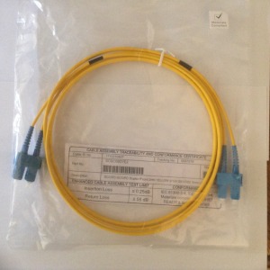 SC-SC SM duplex optikai patch kábel, 2m