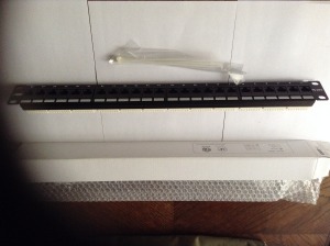 OPTRO-NET CAT6 UTP patch panel 24xRJ45 (raktáron)