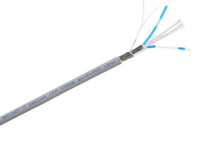 BELDEN 9841NH kábel, 30 méter