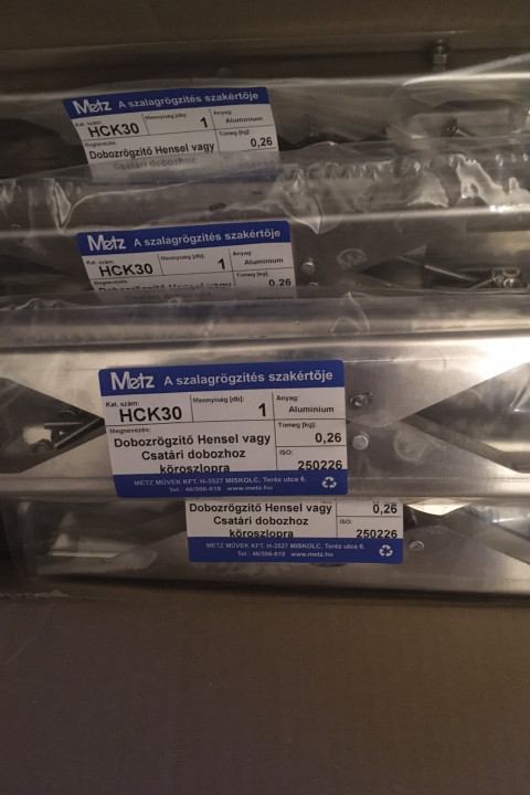 METZ HCK30 dobozrögzítő csomag köroszlopra