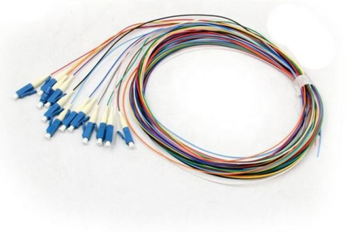 Optikai pigtail kábel szett LC/UPC SM, 9/125 1,5m, 12db